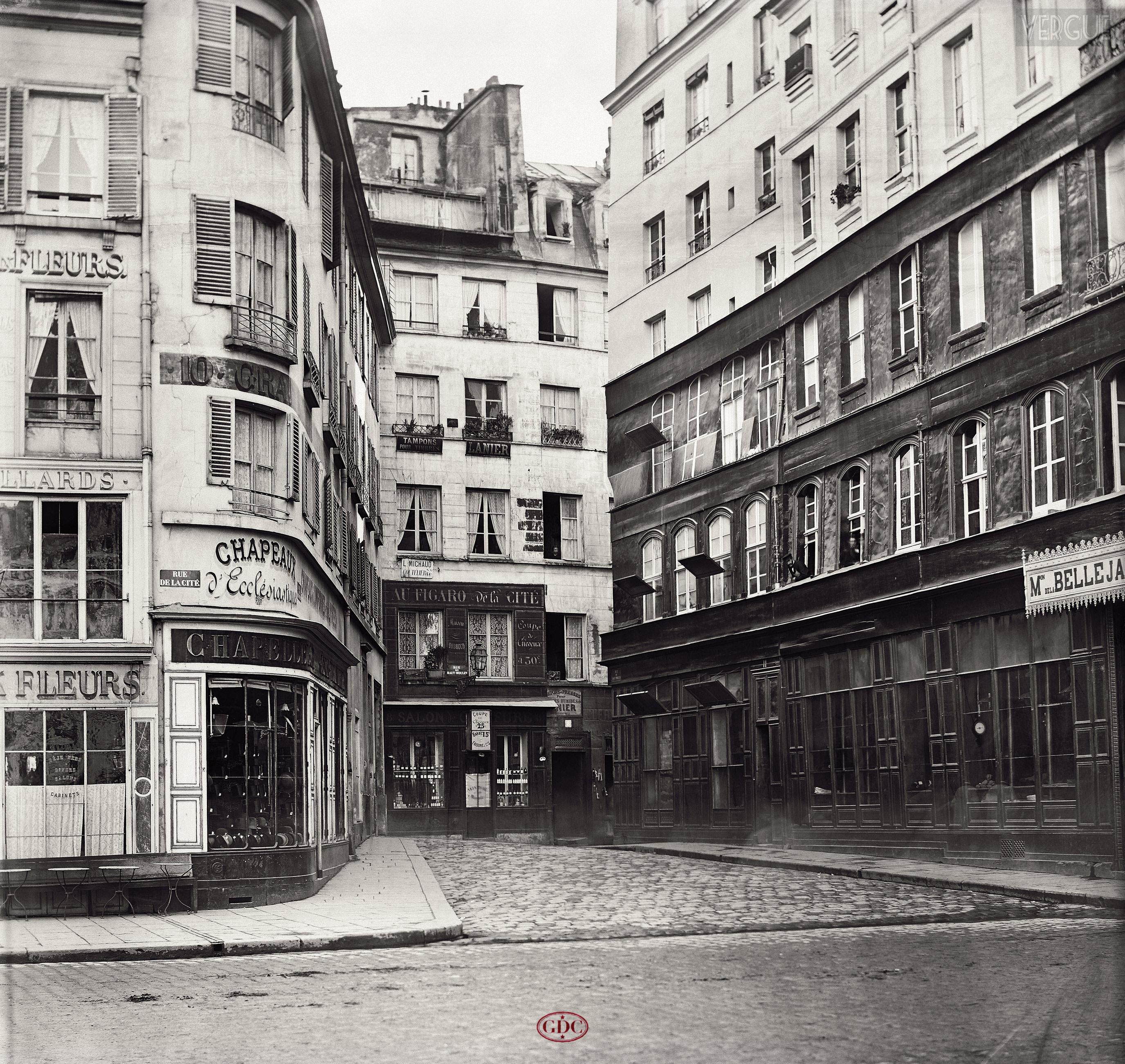 Rue du Haut-Moulin, du marché aux fleurs — Charles Marville