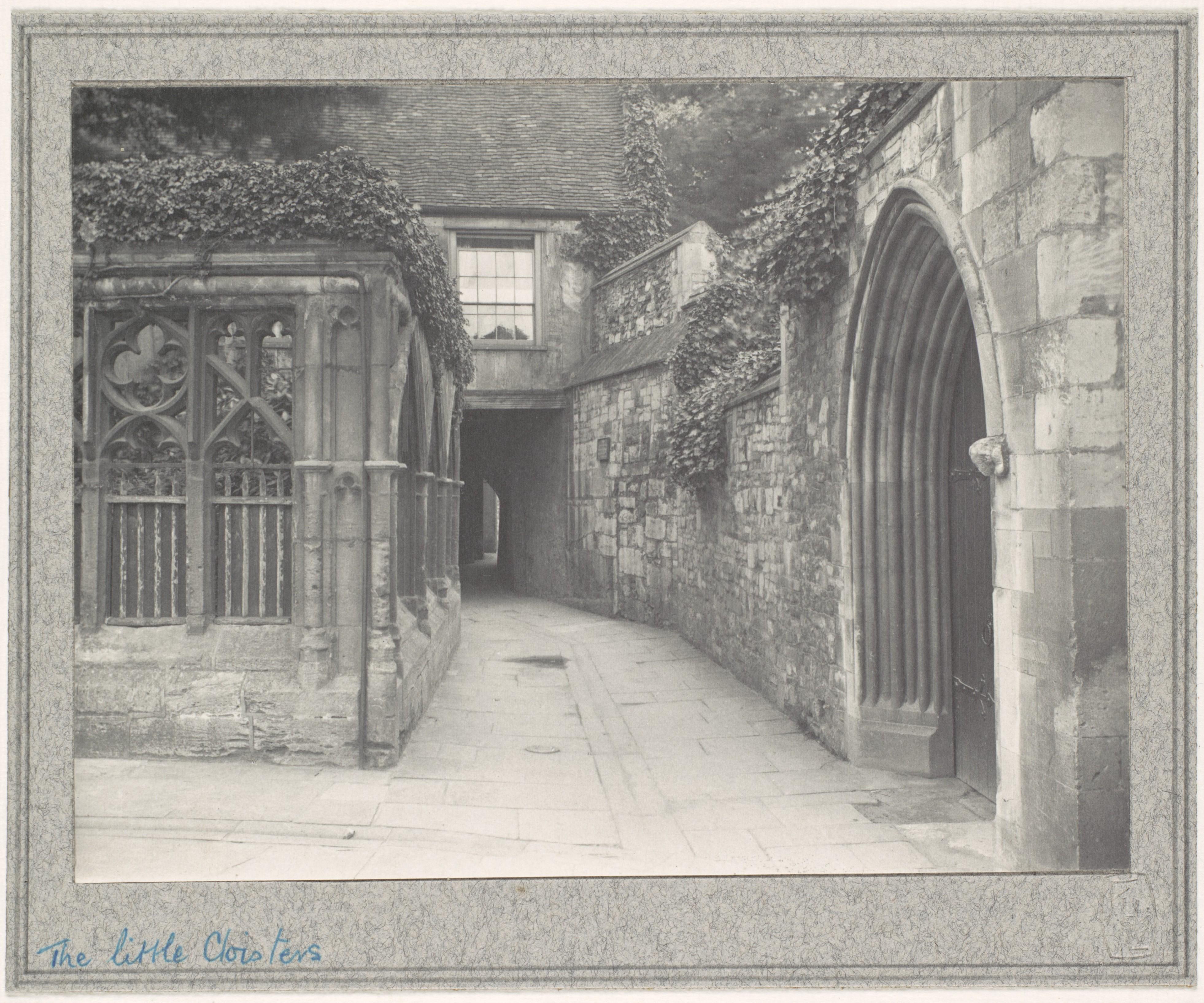 Le Petit Cloître — Frederick H. Evans