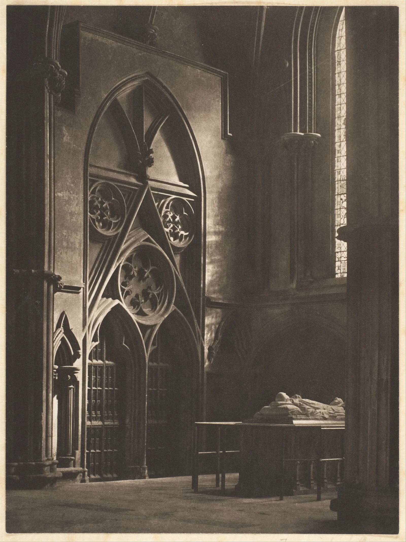 « In Sure and Certain Hope », York Minster — Frederick H. Evans